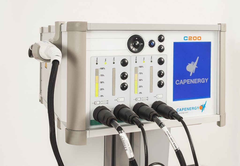 Equipo Capenergy TECAR C200 utilizado en servicios médicos de clubes profesionales y selecciones nacionales en tecarterapia deportiva